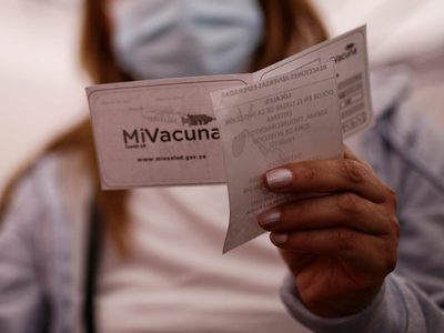 Colombia exigirá el certificado de vacunación para entrar a bares y restaurantes
