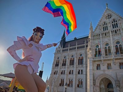 El Parlamento de Hungría aprueba polémica ley que censura la homosexualidad