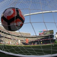 Tras humillación, jugadores piden disculpas a aficionados