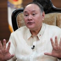 Ministro de defensa de Filipinas califica afirmaciones de China como "la mayor ficción y mentira"