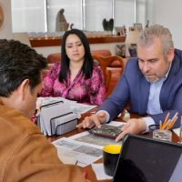 Cubren adeudos de Aureoles con el magisterio de Michoacán