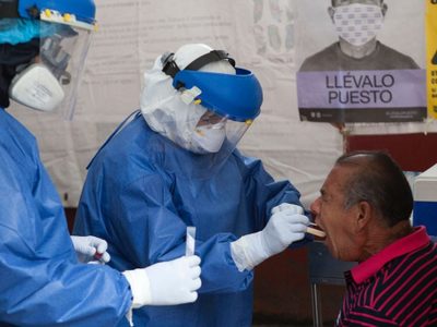 México registra un aumento del 52% de muertes por covid-19, advierte la OPS