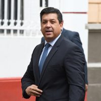García Cabeza de Vaca deposita garantía de 100 mil pesos para evitar captura