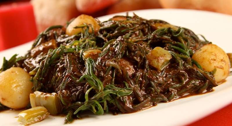 Romeritos. Su venta en restaurantes, hasta en 650 pesos por kilo