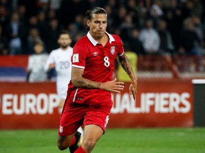 El futbolista europeo arrestado por romper el toque de queda por coronavirus