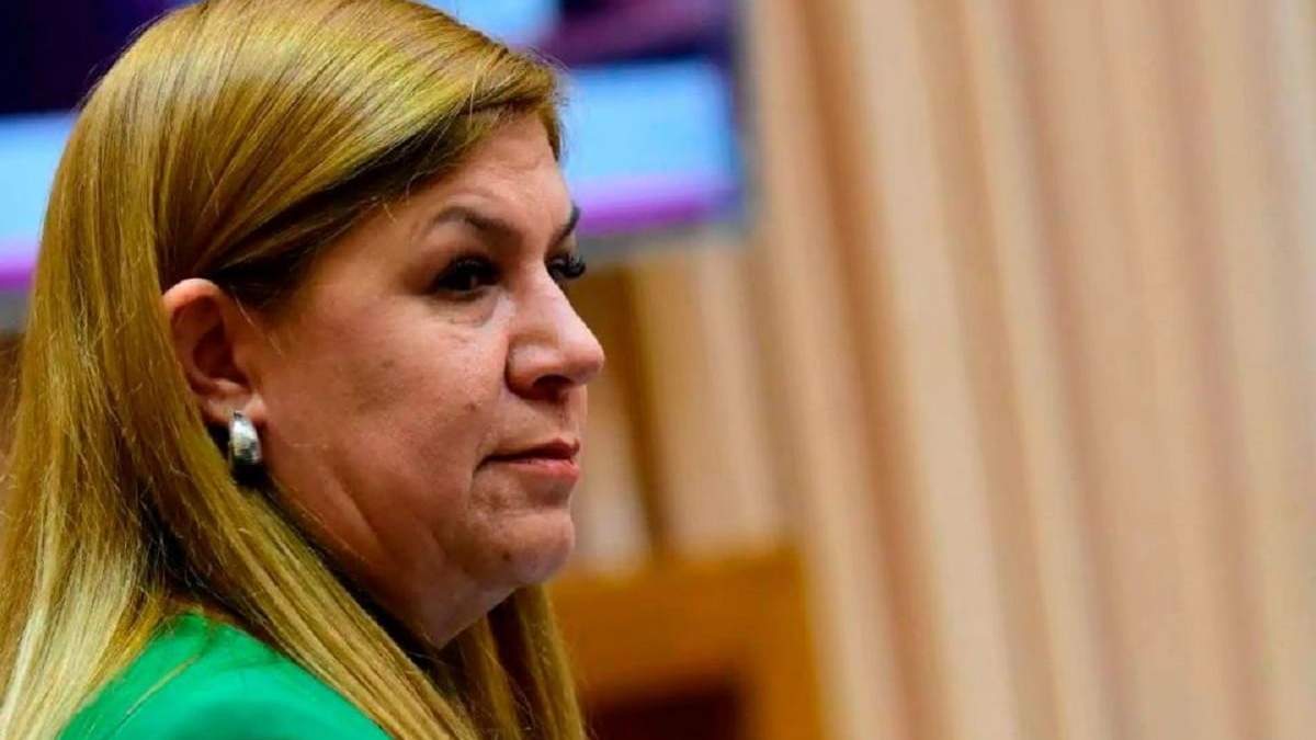 La vicegobernadora, Gloria Ruiz, acorralada por las investigaciones judiciales. Fuente: (Tiempo Argentino)