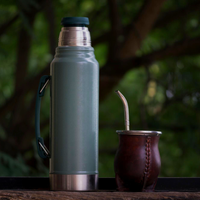 En tiempo récord y con pocos ingredientes: eliminá el sarro del termo del mate y dejalo como nuevo