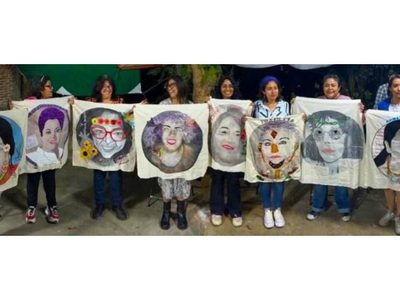 Tributo a las periodistas asesinadas en México