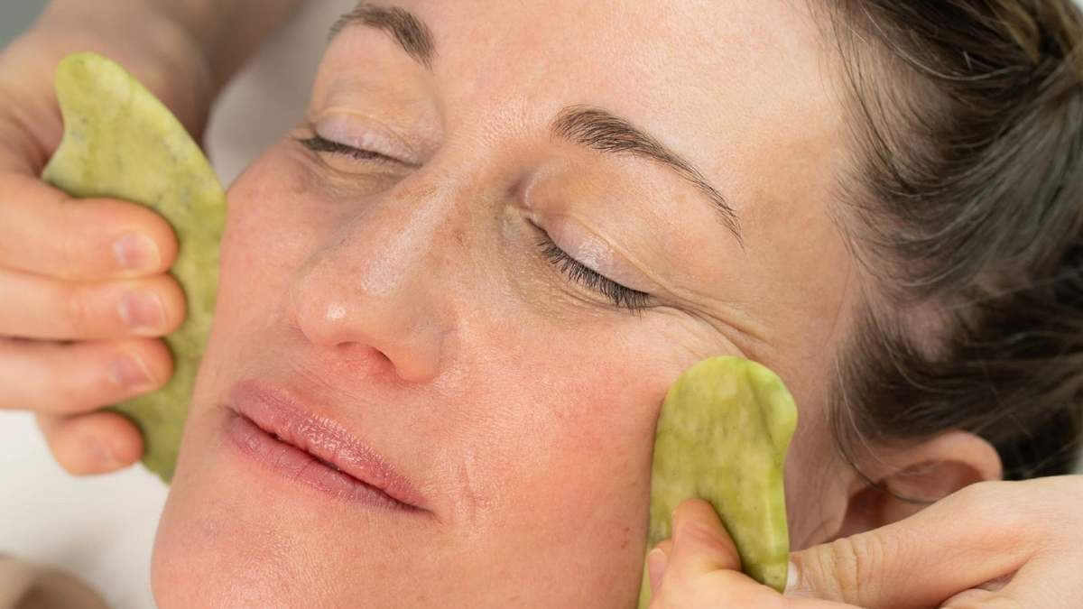 Gua sha. Fuente: (Instagram)