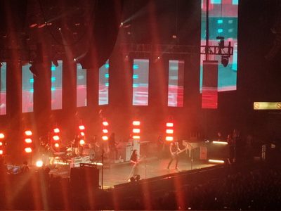 Placebo, explosión de rock en el Palacio de los Deportes