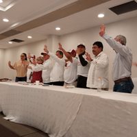 Líderes regionales del PRD en el Edomex renuncian; impulsarán campaña de Delfina Gómez