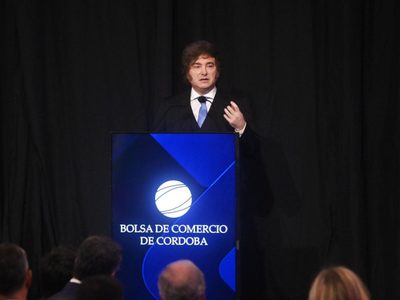 Milei ahora se va a Hungría para un foro de derecha