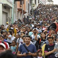 "Viacrucis migrante" exige justicia por muerte de 40 personas en incendio de Ciudad Juárez