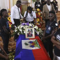 Periodistas en Haití exigen justicia al enterrar a segundo colega asesinado por pandillas