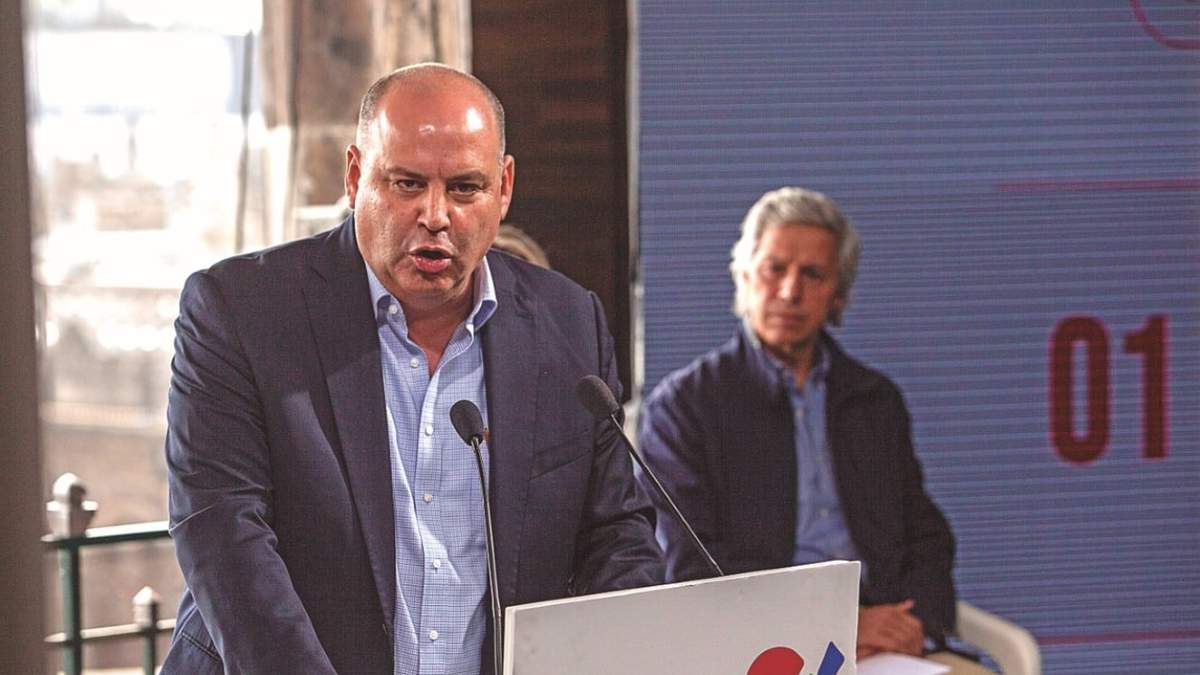 De Hoyos y González Guajardo