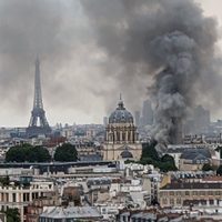 Edificio en París explota por una fuga de gas (Video)
