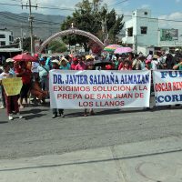 Con marchas y bloqueos, estudiantes exigen a Astudillo atender sus demandas
