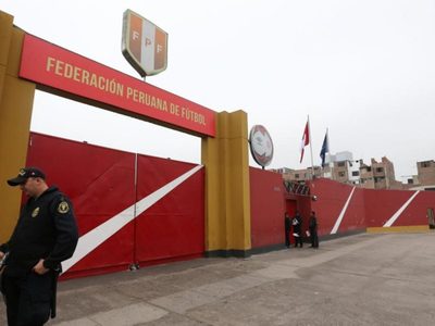 Insólito: los motivos por los que suspendieron el fútbol en Perú horas después de su renudación