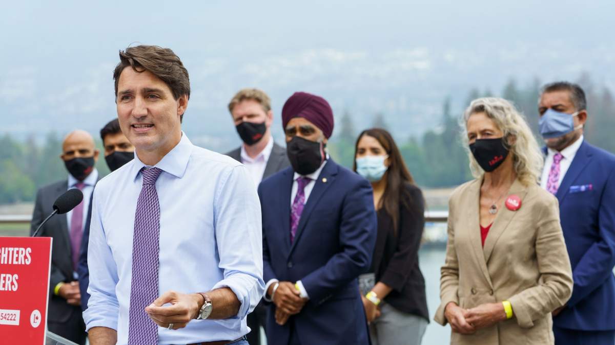 El mandatario canadiense cree que las fuerzas canadienses podrían continuar en territorio afgano