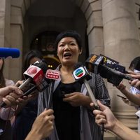 Periodista premiada en Hong Kong logra inusual victoria judicial de libertad de medios