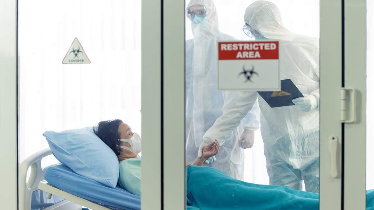Sala de cuidados intensivos de pacientes con COVID 19. Fuente: (Twitter)