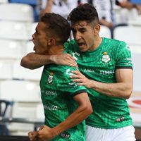 Santos se mete a la Semifinal de Liga MX tras vencer a Monterrey en últimos minutos