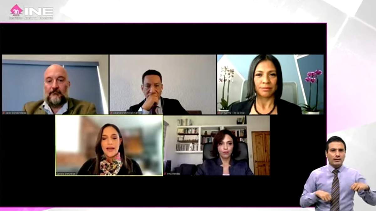 Participantes en el foro