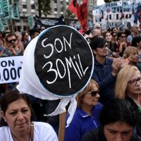 Abuelas de Plaza de Mayo presentará un proyecto de ley contra el negacionismo