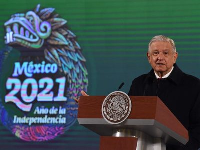 AMLO evalúa llevar a la mañanera a aspirantes a dirigir el sindicato de Pemex