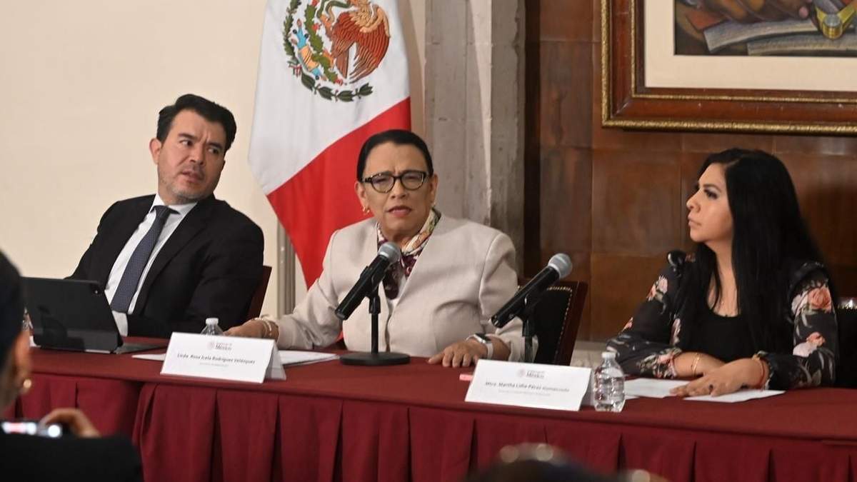 Arturo Medina, Rosa Icela Rodríguez y Martha Lidia Pérez Gumercindo