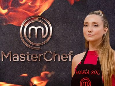 María Sol, de "MasterChef", derrocha glamour desde la piscina con sus más originales microbikinis