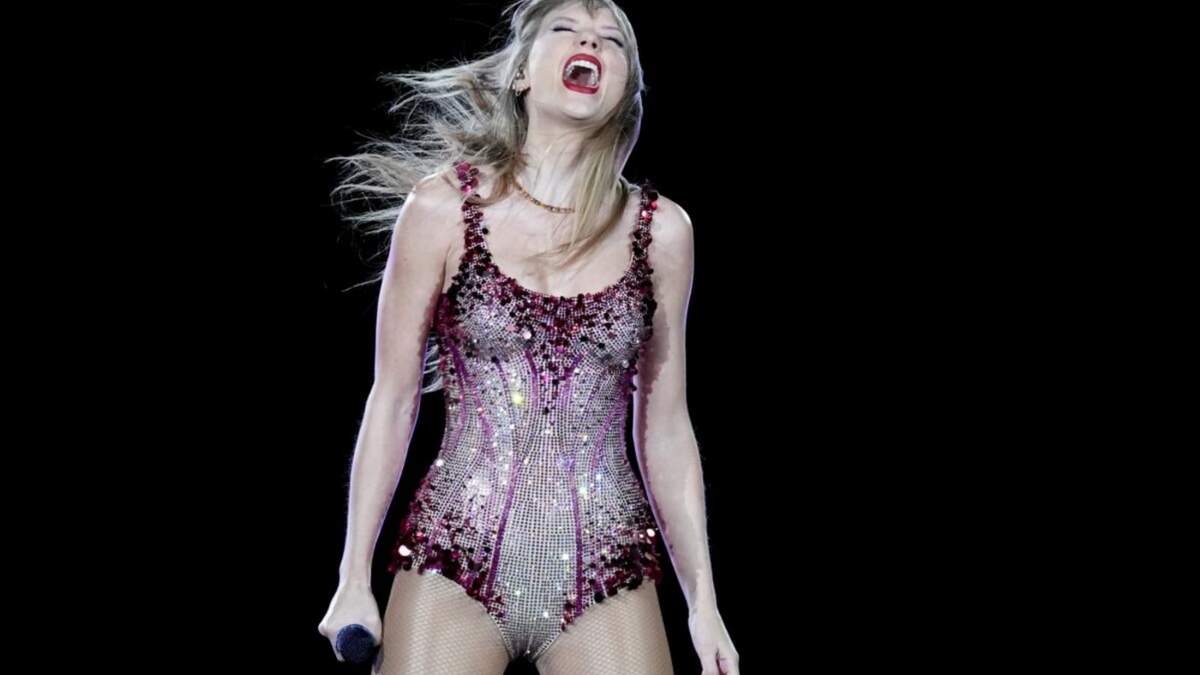 Taylor Swift durante el concierto de su gira Eras en el Estadio Monumental de Buenos Aires, Argentina, el jueves 9 de noviembre de 2023