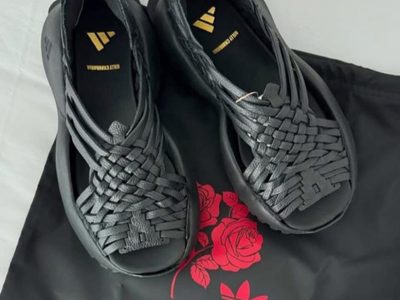 Comunidad zapoteca refuerza defensa de su patrimonio cultural tras disputa de apropiación con Adidas