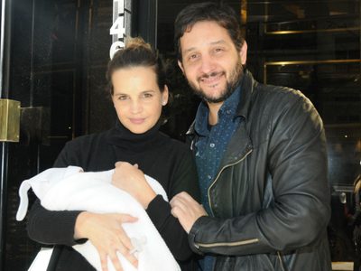¡Cuánto amor! Sabrina Garciarena derritió las redes de ternura con esta foto. ¡Papá embobado!