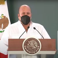 Alfaro reclama a AMLO la falta de vacunas; él garantiza que habrá para todos