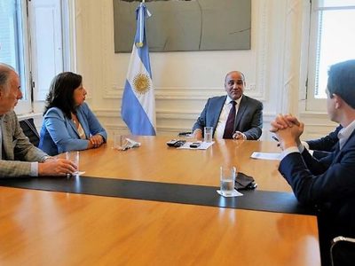 Hidrógeno Verde: importante reunión entre Arabela Carreras y Juan Manzur