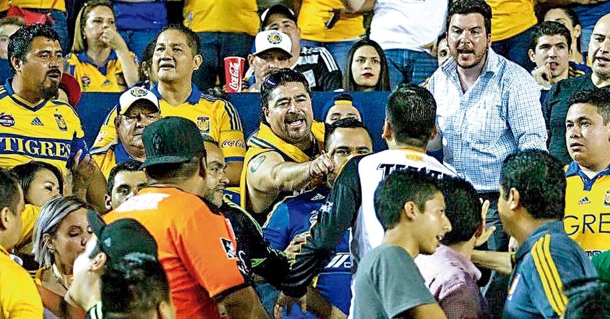Futbol regio. El color de las porras