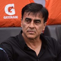 No dejó pasar el insulto: la dura sanción de Gustavo Quinteros a Elías Gómez