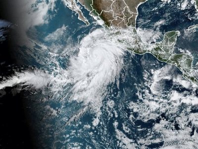 El huracán “Hilary” alcanza la categoría 3; ponen en alerta a nueve estados de México