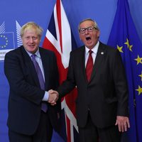 Unión Europea anuncia acuerdo con Gran Bretaña para concretar el Brexit