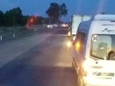 Desempleados de la UOCRA cortaron la Ruta 7 hacia Vaca Muerta: piden trabajo