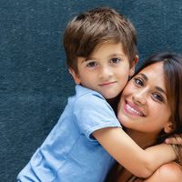 "Besos aunque no te guste": Antonela Roccuzo y Thiago Messi arrasan con una divertida postal