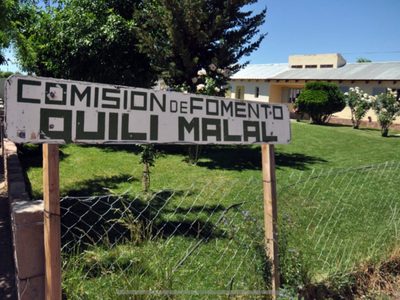Avanza una obra histórica de cordones cuneta y veredas en Quili Malal