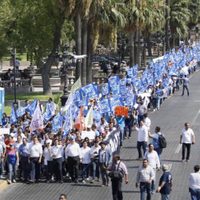 Panistas realizan marcha en defensa del voto en Monterrey