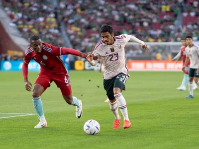 Colombia remonta y vence 3-2 a México