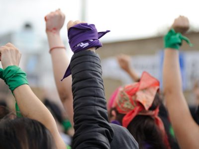 AMLO y las feministas: crónica de una confrontación reiterada