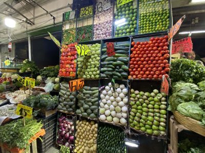 La inflación en México se desacelera en abril, pero sigue golpeando el bolsillo de los consumidores