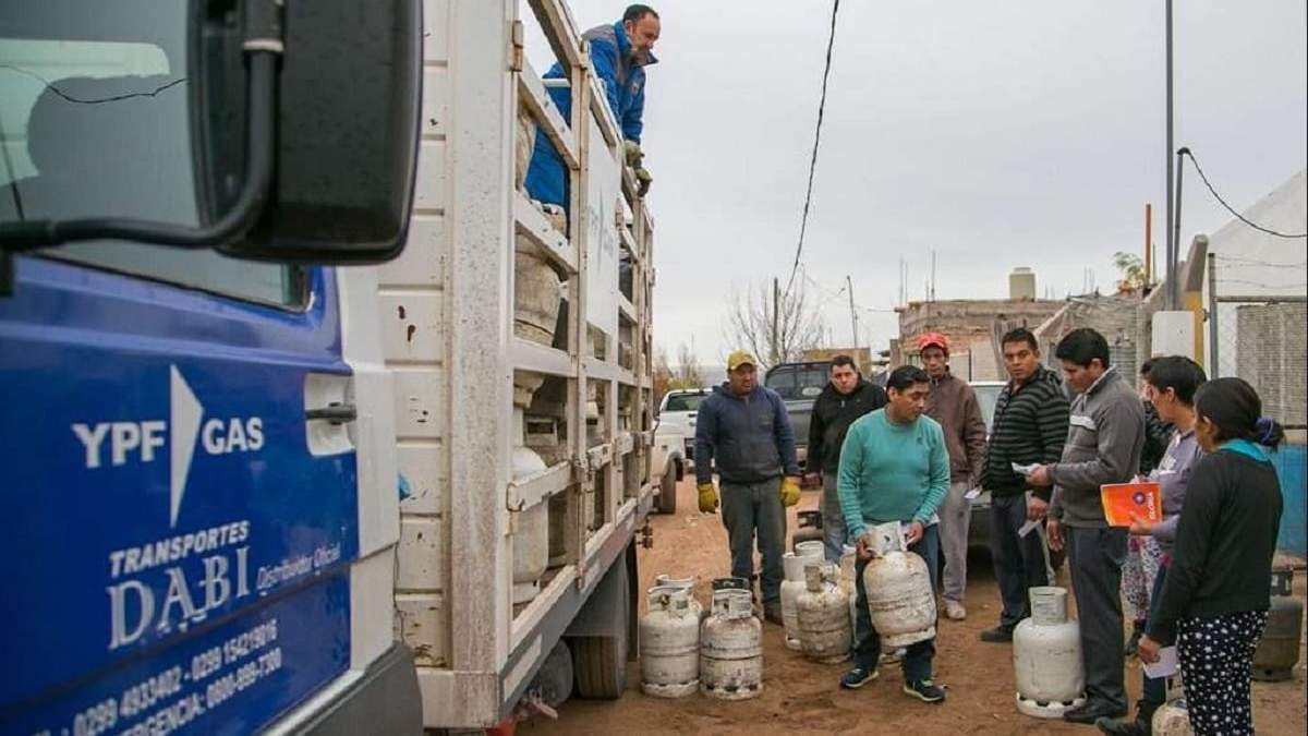 Provisión de garrafas. Fuente: (Nqn Informa)