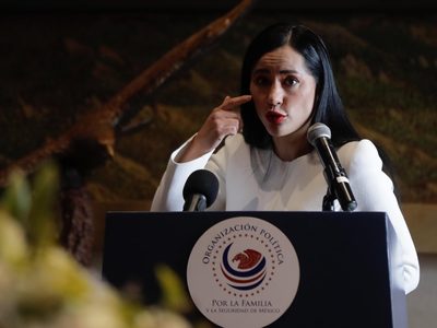 Sandra Cuevas acusa a Ricardo Monreal de traición: “Al final terminó negociando mi cabeza” (Video)
