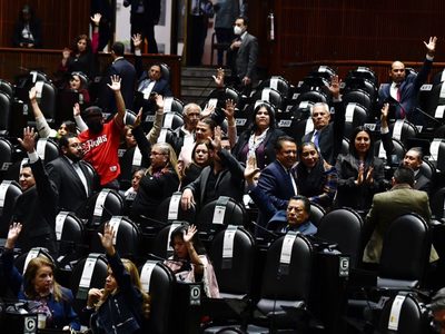 Diputados aprueban en lo general el “plan B” de la reforma electoral